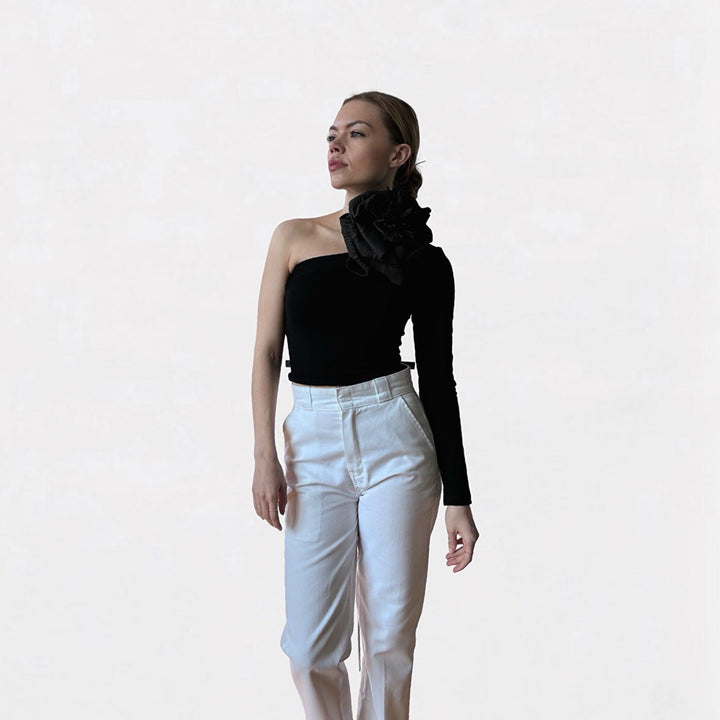 Black one sleeve top with black flower pin