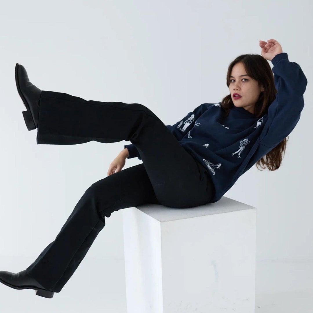 Navy heavyweight jumper with people embroidery