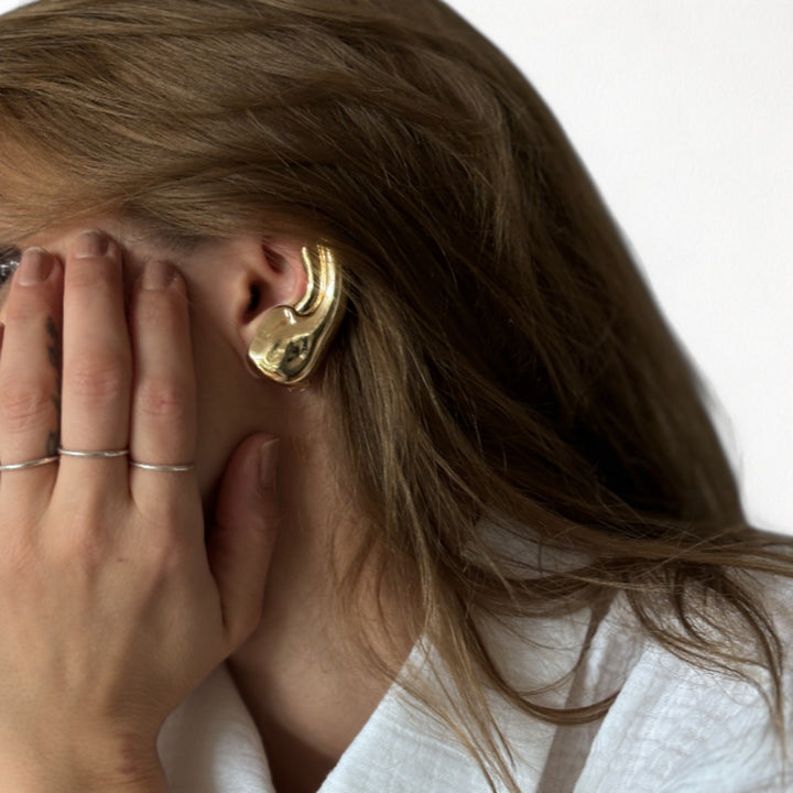 Gold ear cuff earring (1 pc)