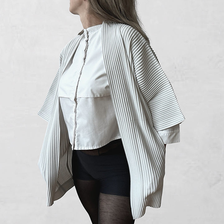 Light gray pleated kimono cardigan with pearl pin