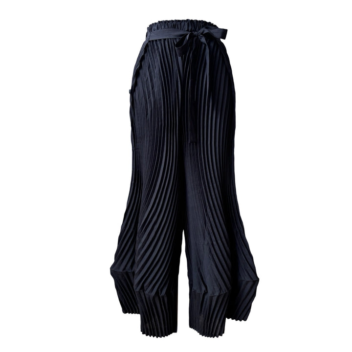 Black accordion pleated wide leg culottes