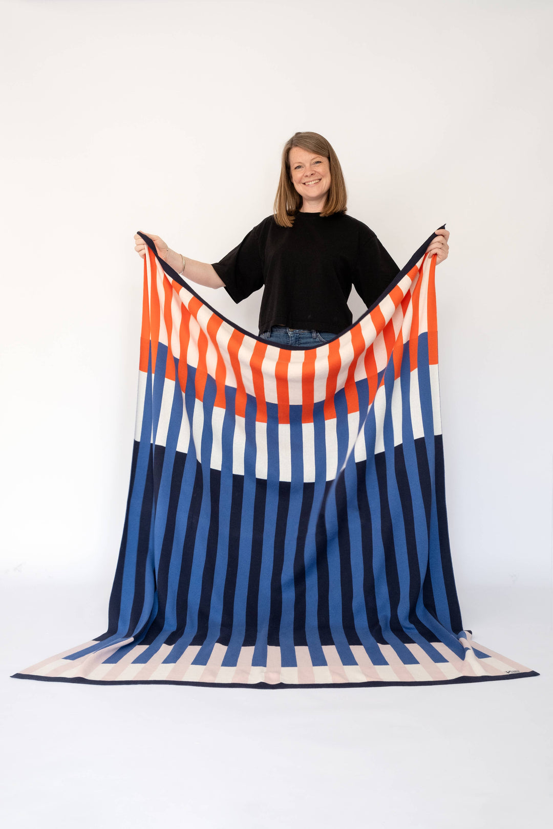 Cotton Knit Throw Blanket: Studie Navy