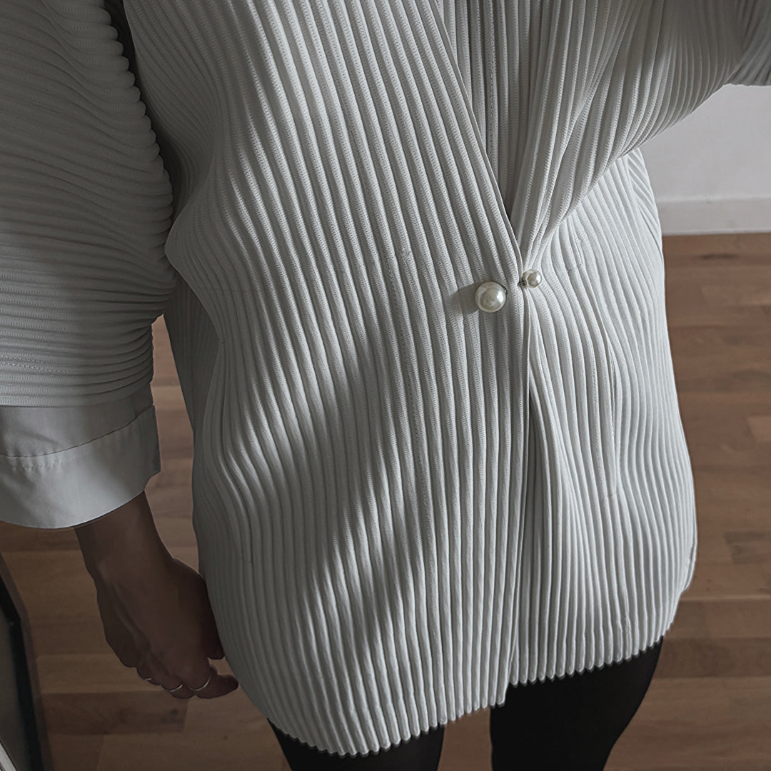 Light gray pleated kimono cardigan with pearl pin