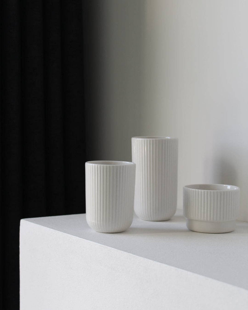 Coffee mug Column | white by Archive Studio  / ridged cup