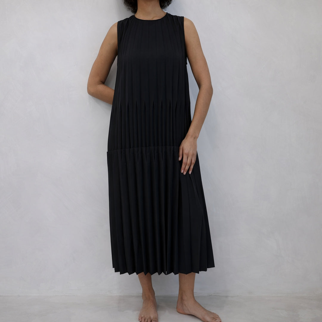 Black Pleated Layer Midi Dress