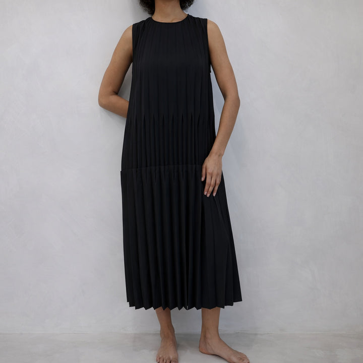 Black Pleated Layer Midi Dress