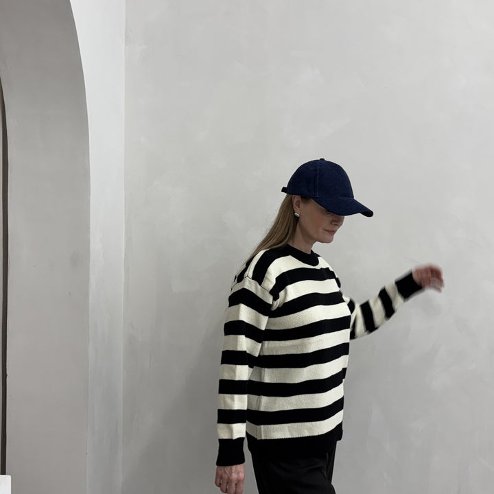 Black White Wide Striped Knitted Jumper