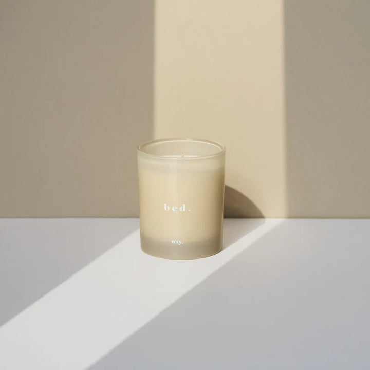 Bed 7oz Candle: Warm Musk + Black Vanilla - Wxy.