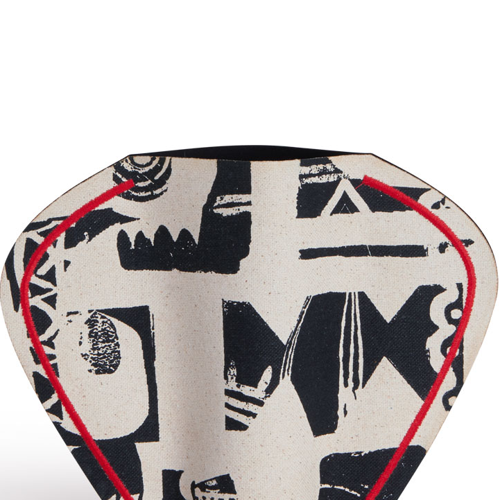 M2P Milos Cup Vase Black Red