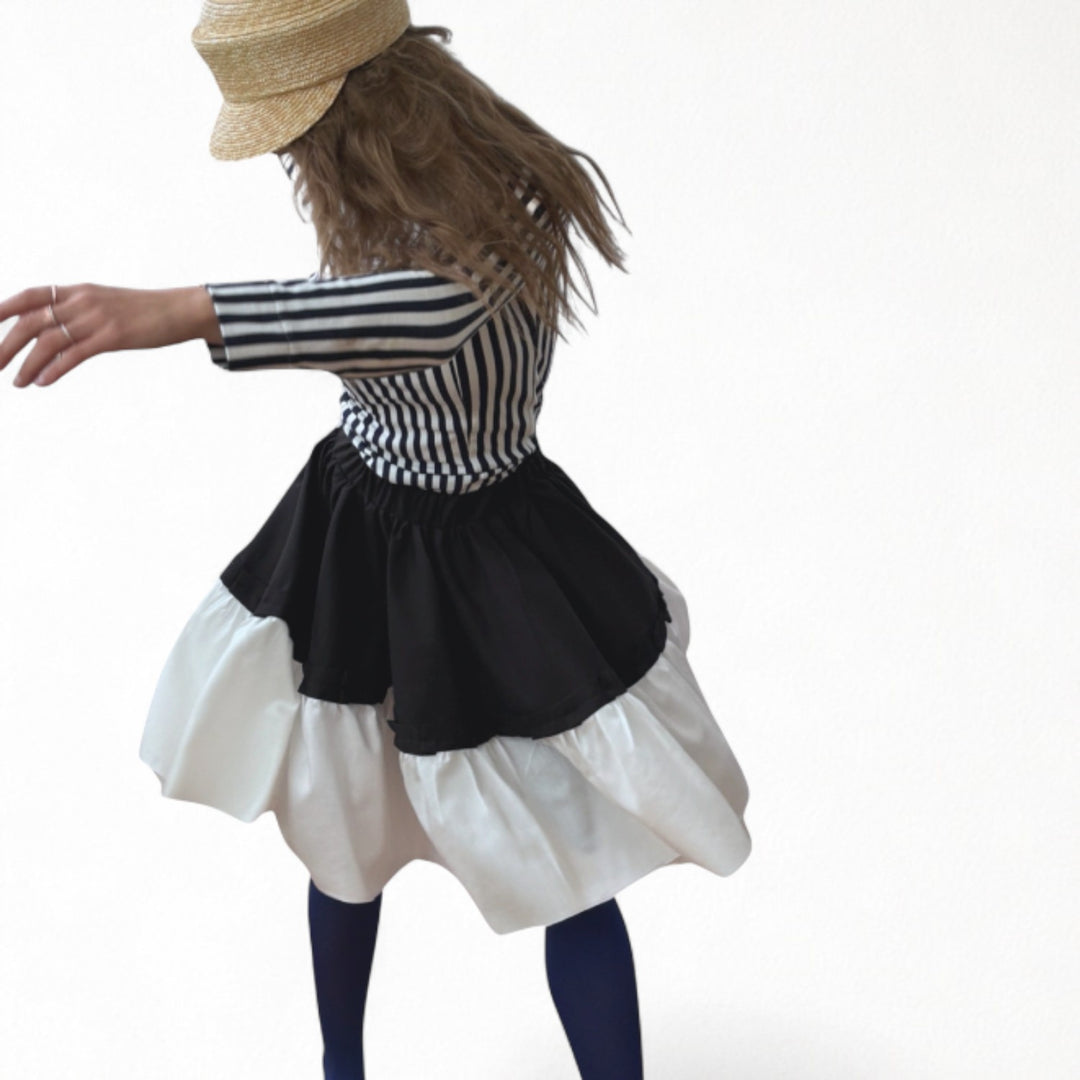 Black white cloché pleated skirt with ruffles
