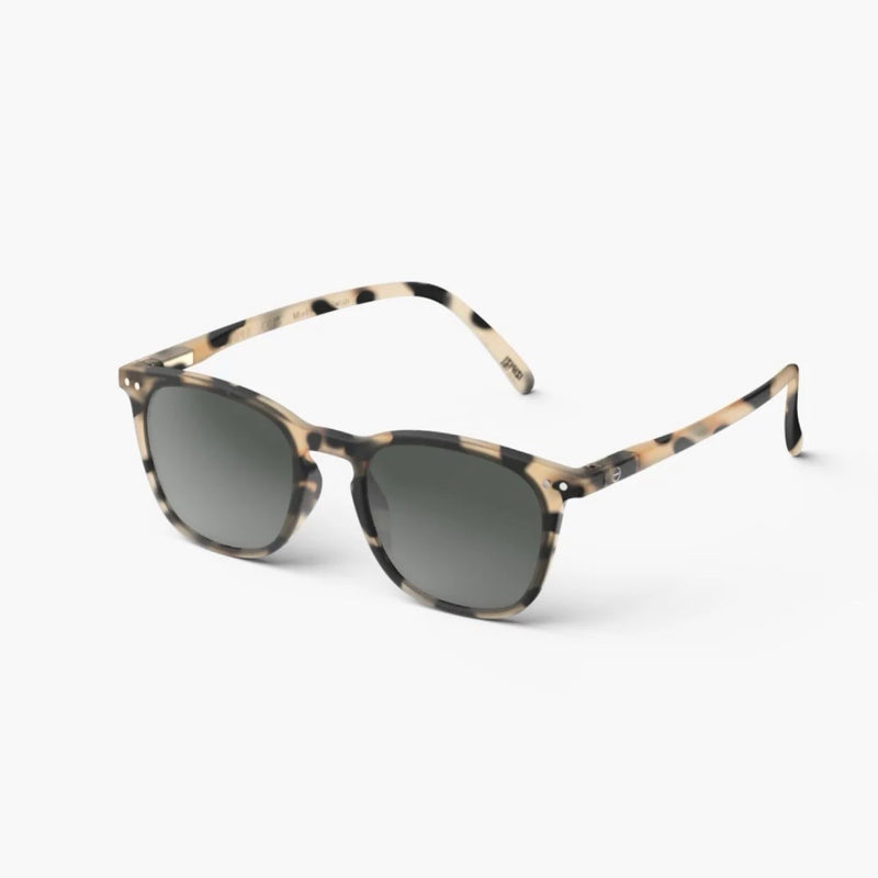 Sun #E Light Tortoise - IZIPIZI sunglasses