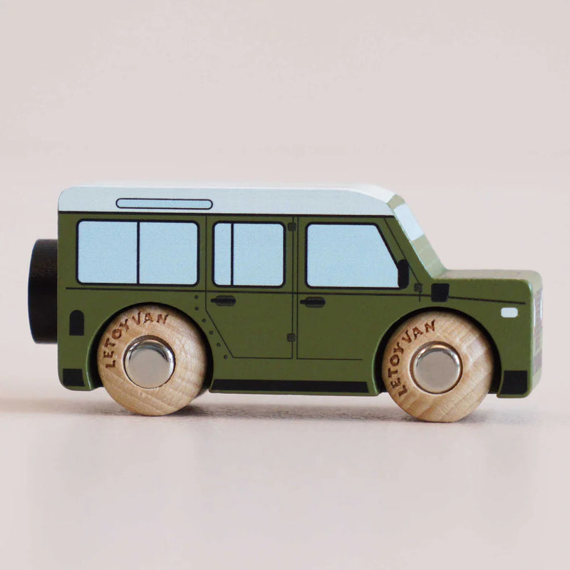 Le Toy Van No. 27 GT150 Archie Land Rover