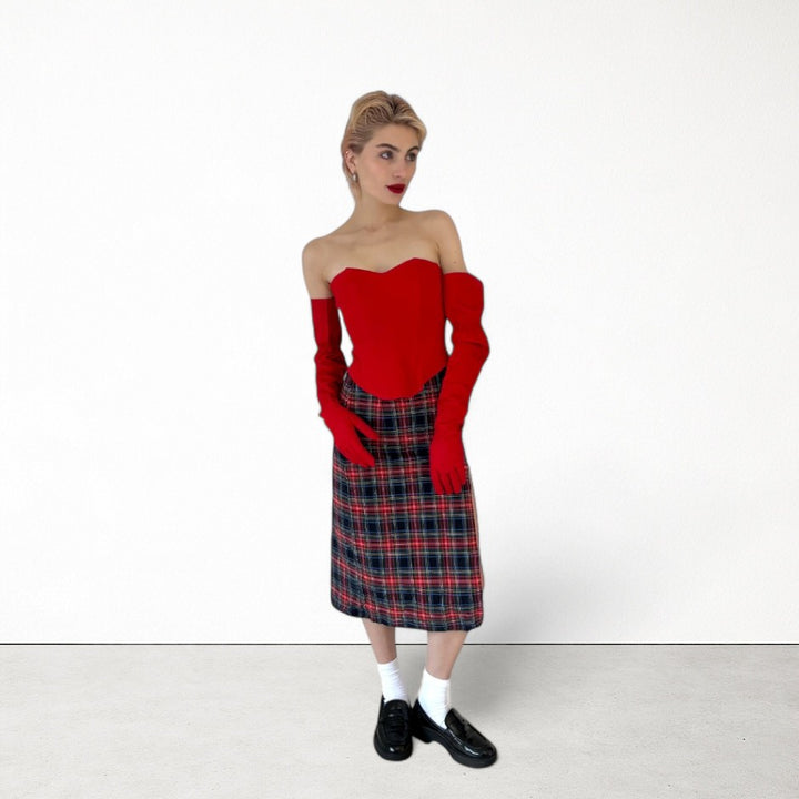 Red sweetheart corset with long gloves