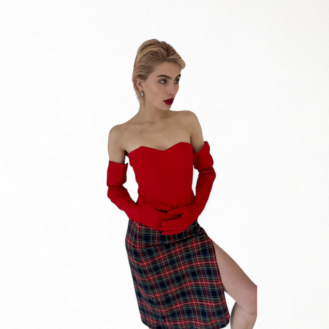 Red sweetheart corset with long gloves