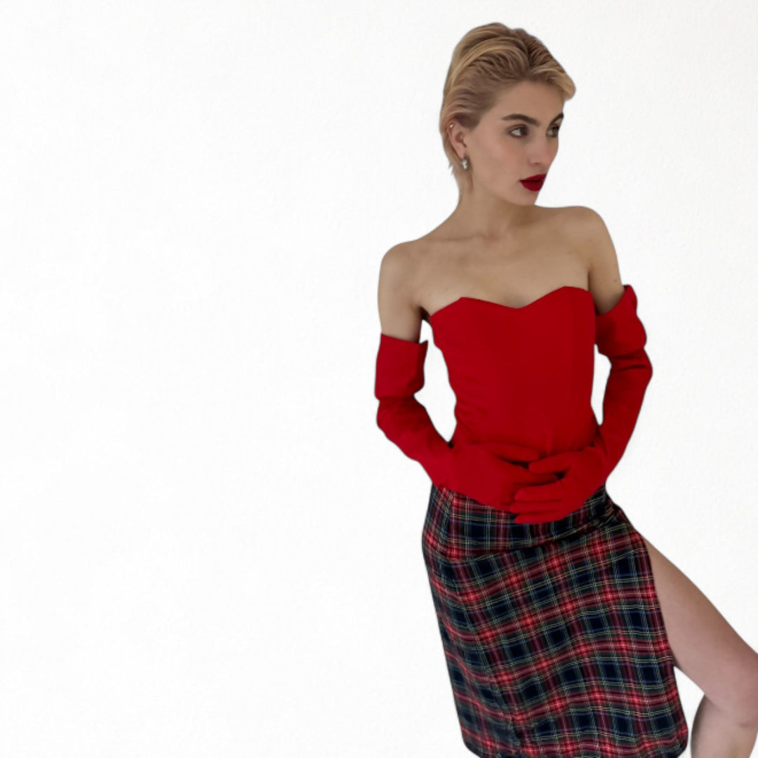 Red sweetheart corset with long gloves