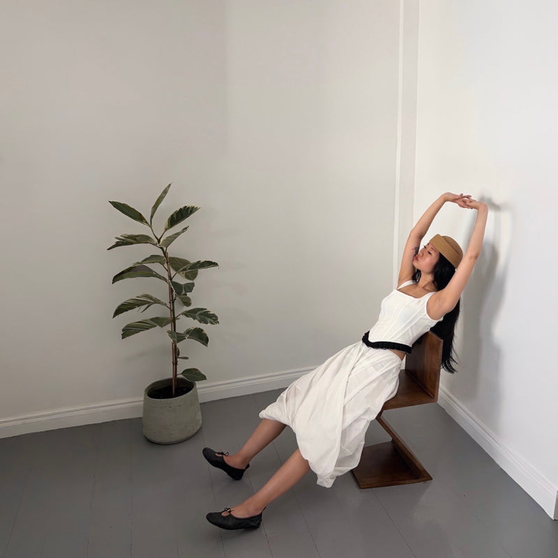 White Asymmetric Twisted Ballon Skirt
