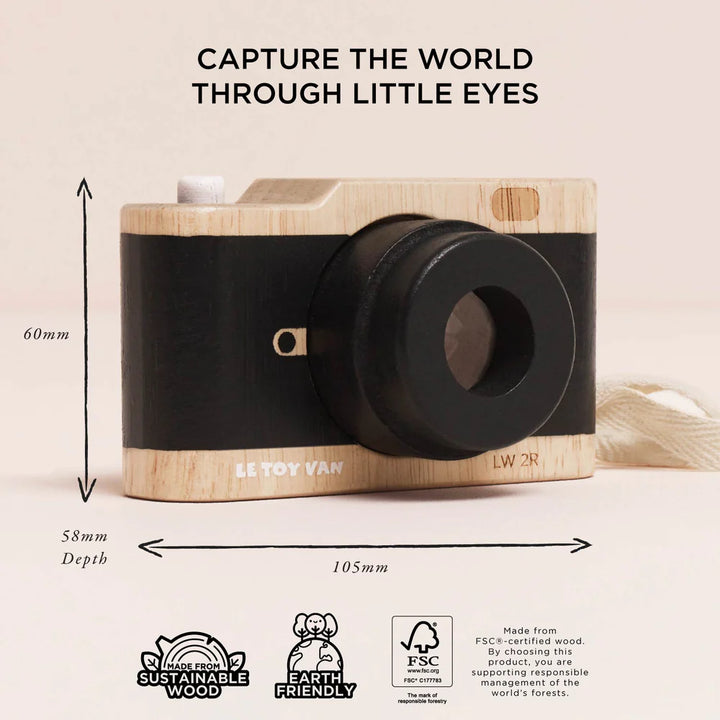 Wooden Retro Camera - by Le Toy Van