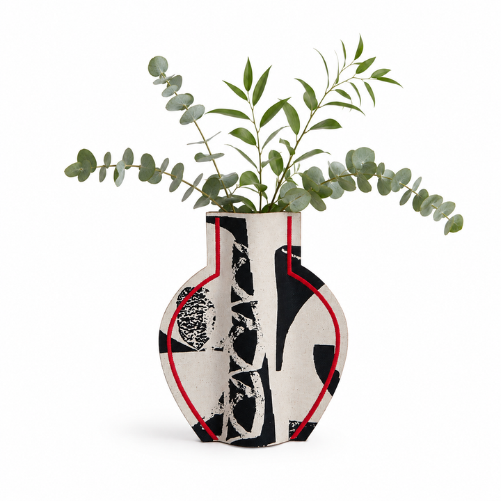 M2P Milos Jug Vase Black Red