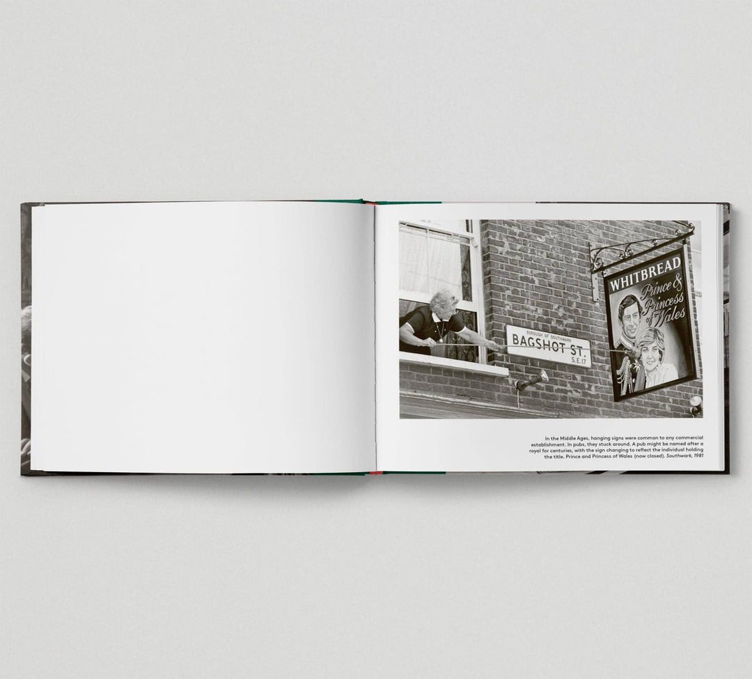 Hoxton Mini Press The London Pub (Book 12: Vintage Britain)