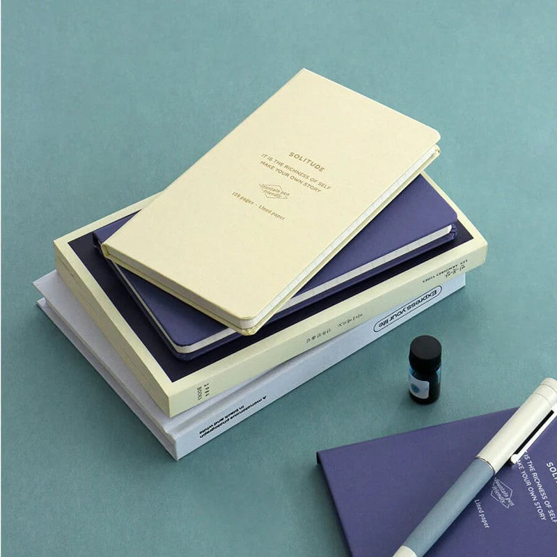 Notable Designs Iconic Solitude B7 Line Handy Notebook
