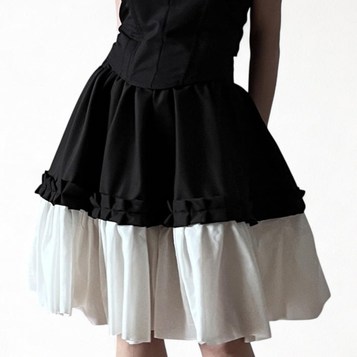 Black white cloché pleated skirt with ruffles