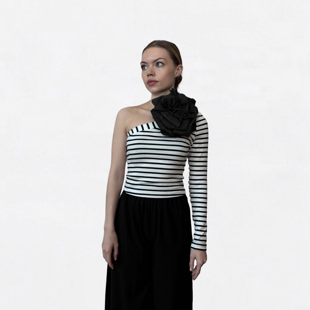 Striped one sleeve top with black flower pin