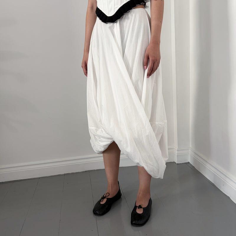 White Asymmetric Twisted Ballon Skirt