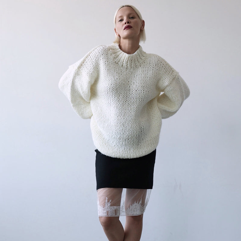 Black Mini Knit Skirt With Embroidery Lace