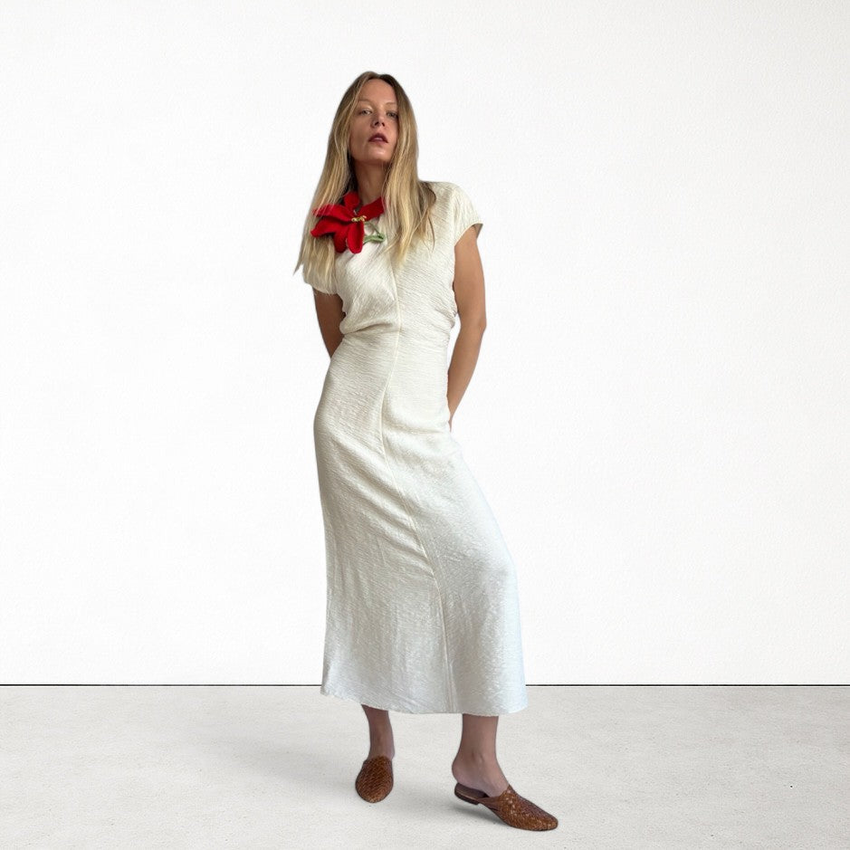 Beige crinkled long dress with crochet flower