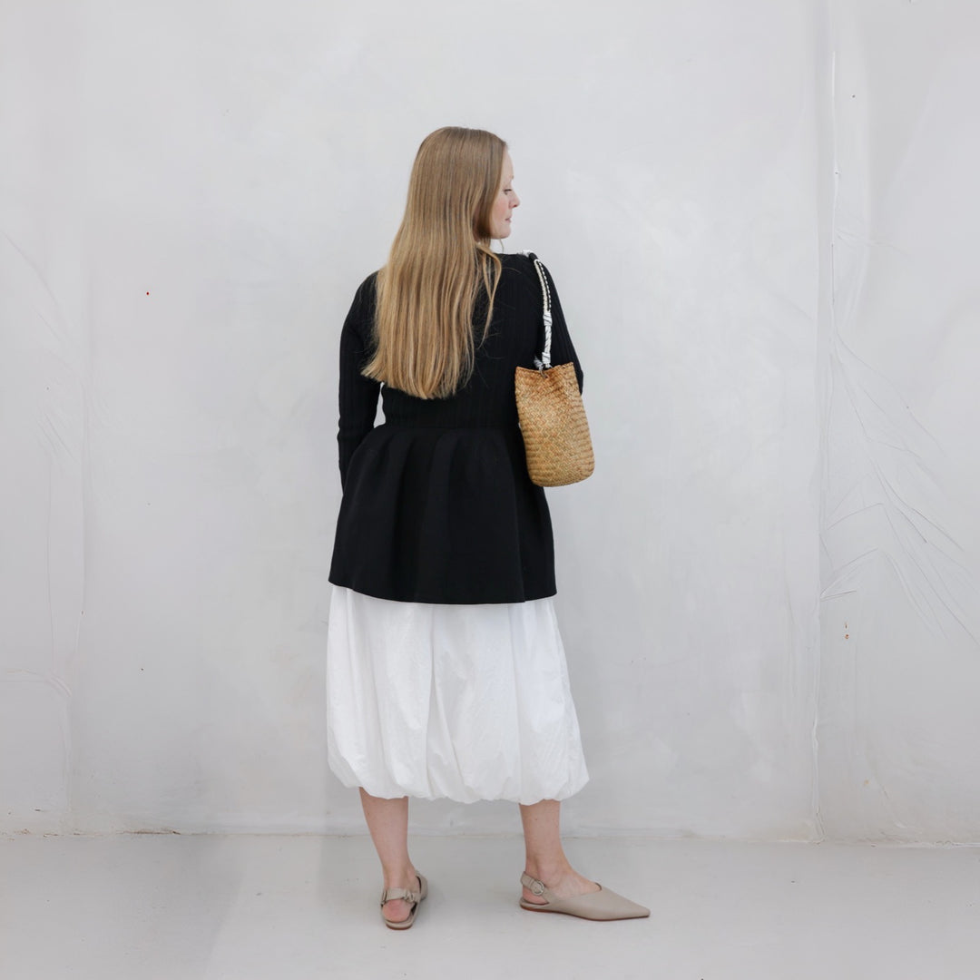 White Balloon Skirt With Pockets